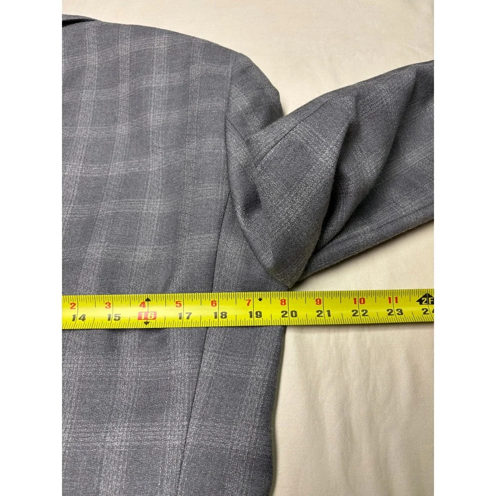 Hugo Boss Hutsons4 Grey Plaid Virgin Wool‎ Blazer Sport Coat Mens 38R Lanificio